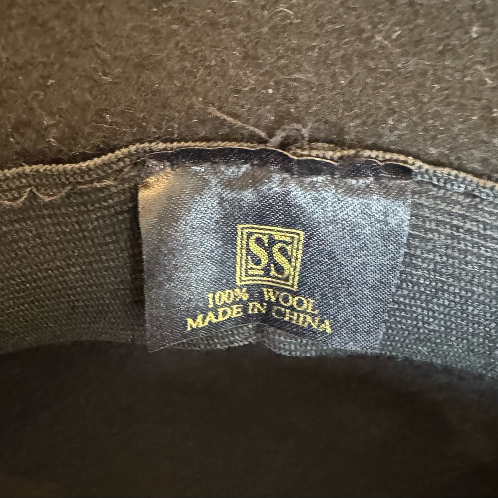 Something Special Black Wool Hat with Faux Fur Trim - Picture 9 of 9